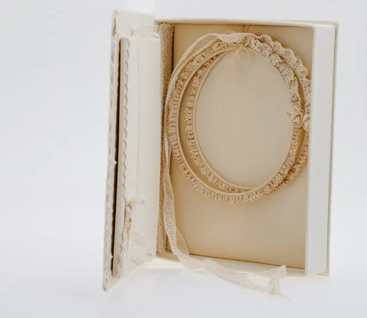 Στέφανα & Στεφανοθήκη με Βιβλίο Ευχών "Armonia" - Image 4