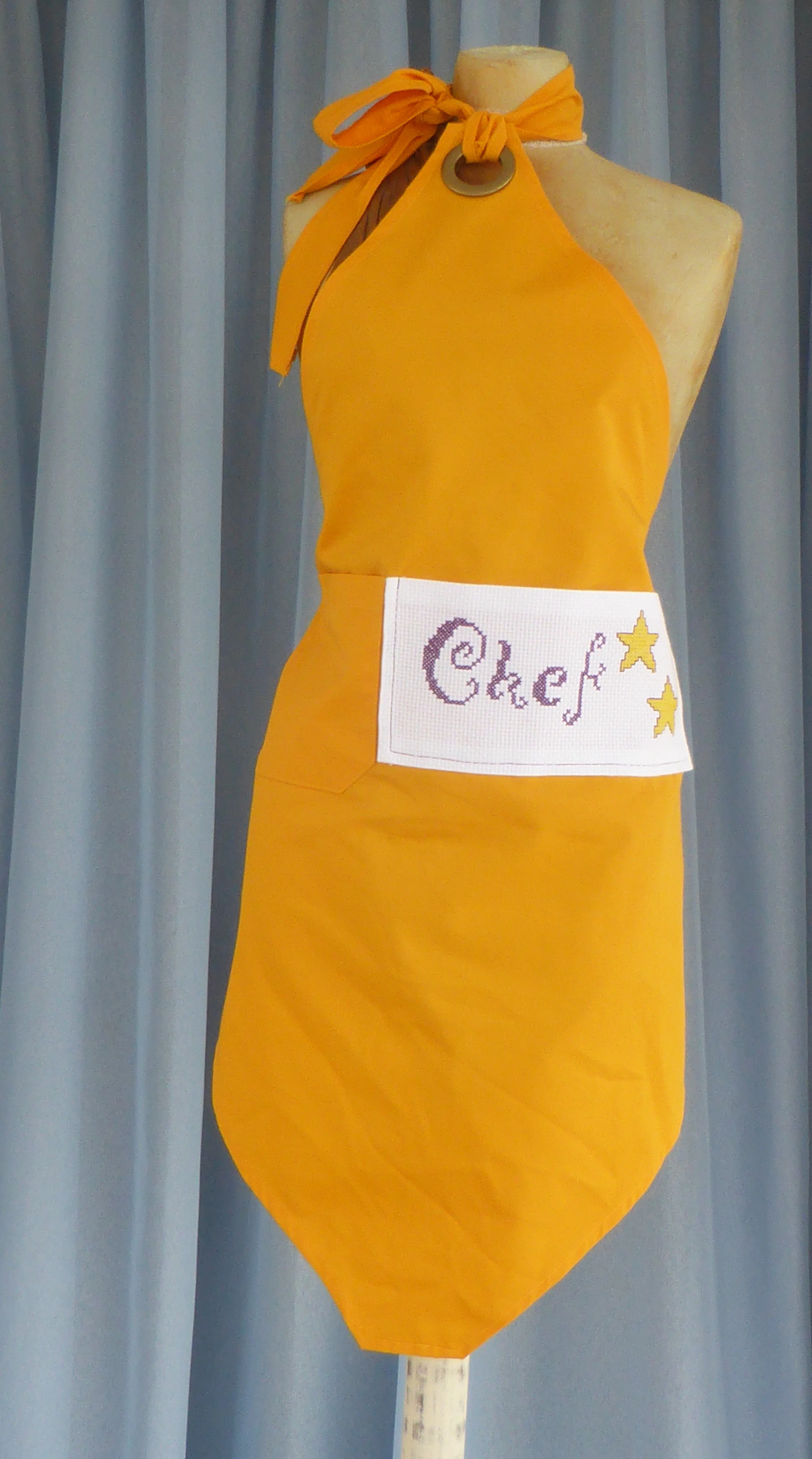 Κεντητές ποδιές κουζίνας