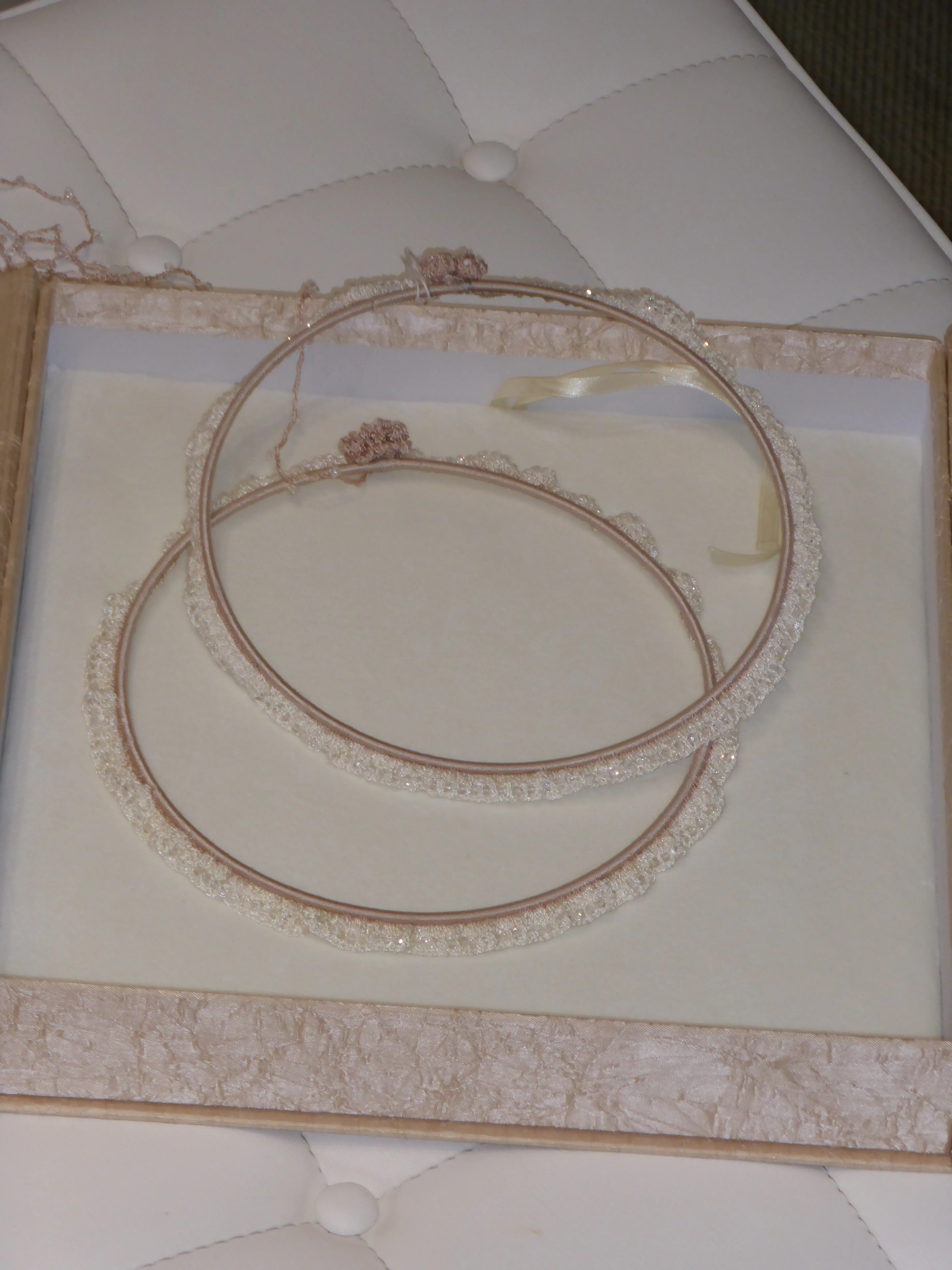 Στέφανα μεταξωτή δαντέλα crème-nude - Image 3