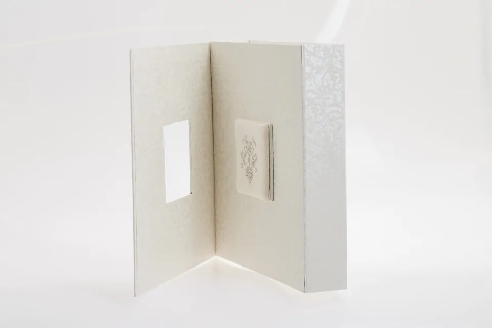 Στέφανα μεταξωτά επάργυρα & Στεφανοθήκη "Ρόδι" - Image 3