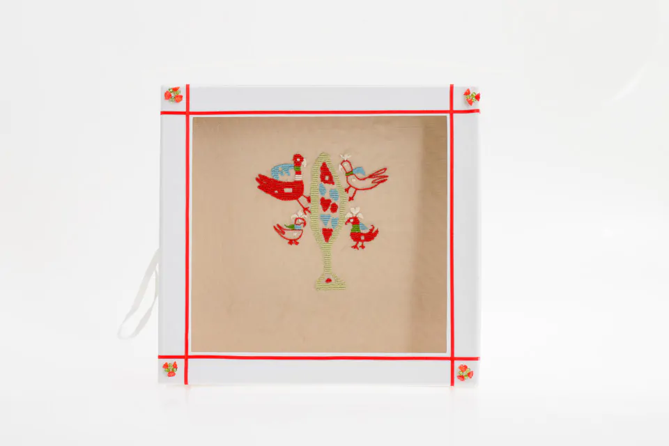 Στεφανοθήκη Παρδοσιακή Κεντητή "Το δέντρο της ζωής"